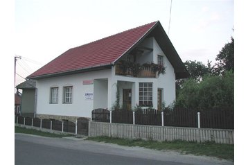 Slovākija Chata Ľubeľa, Eksterjers